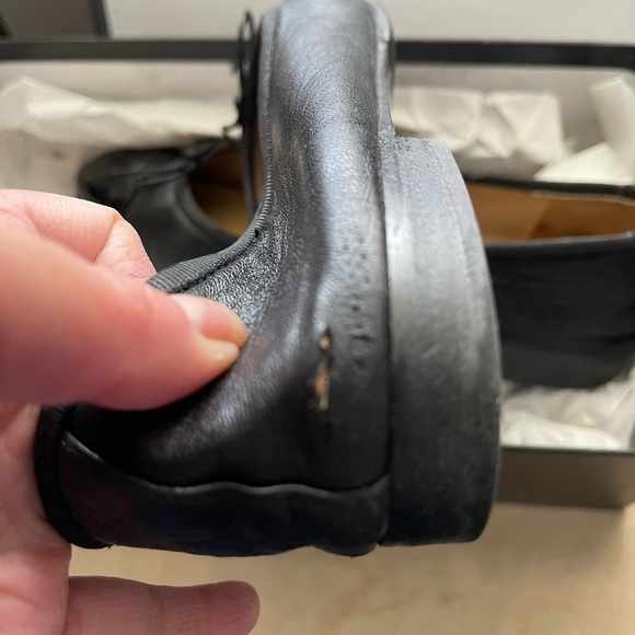 Authentic pre loved Chanel Leather Ballet Flats 36.5 Patent Cap Toe - Picture 3 of 16